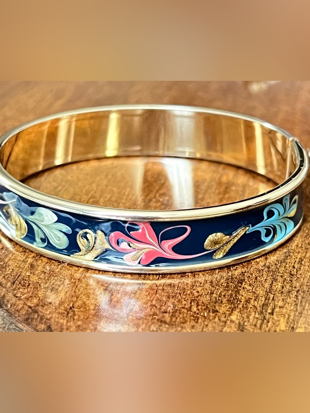Vintage 24K Gold Plated Cobalt Blue Floral Champleve Enamel Hinged Bangle